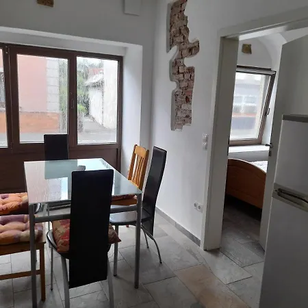Apartman Monteurwohnung San